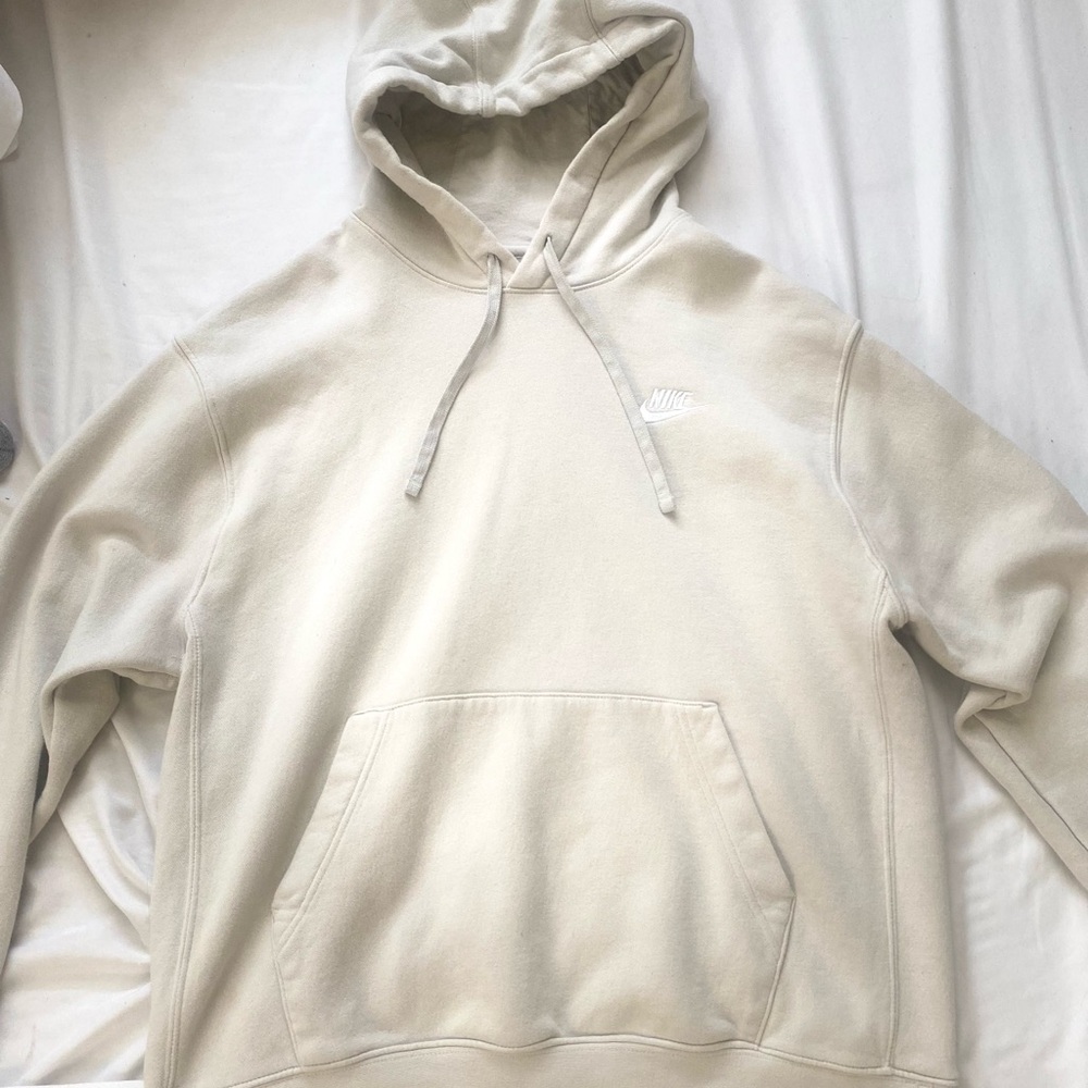 Nike Cream Pullover Sweatshirt Cozy Hooded Design